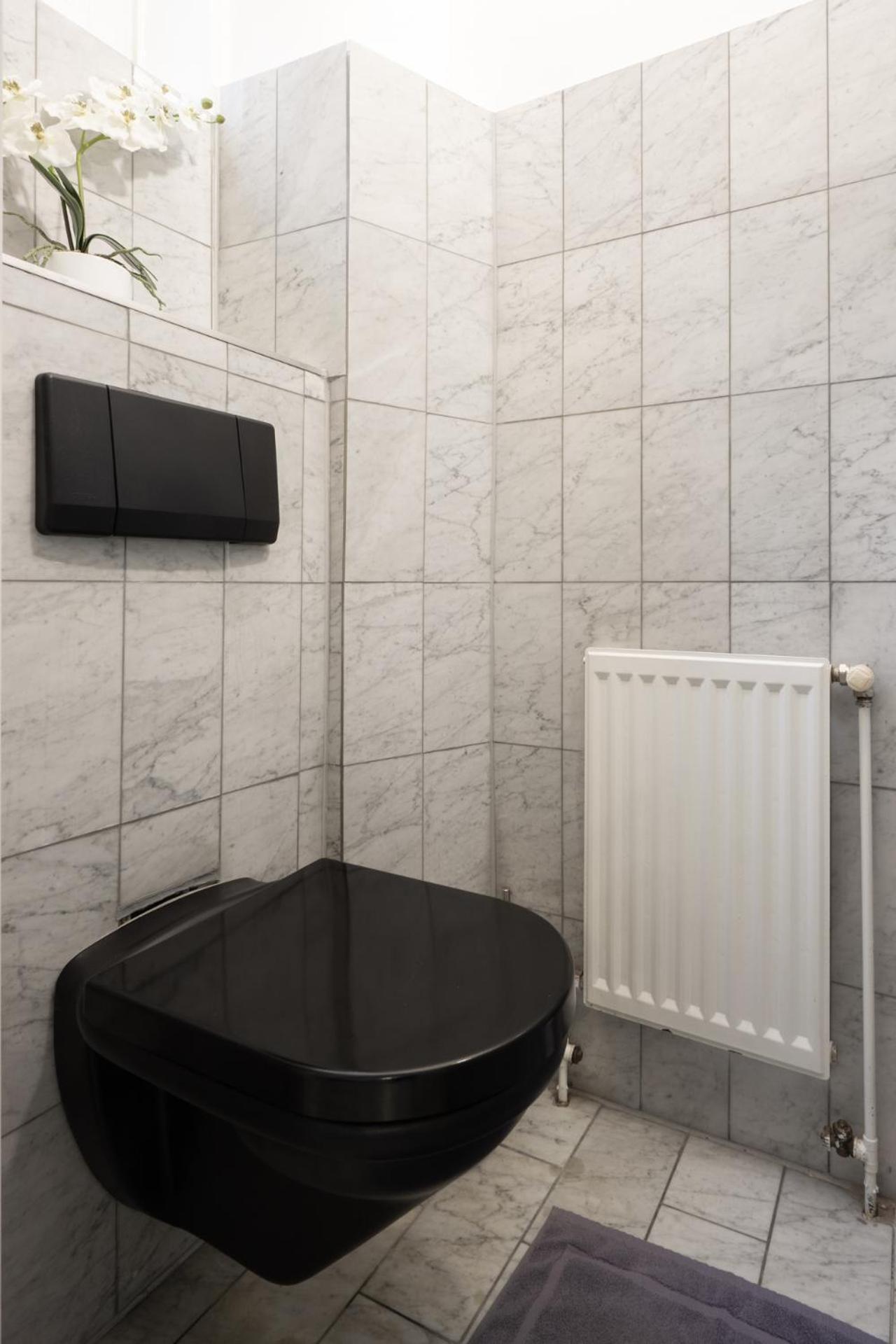 Central Apartment In Viennese Old Building Esterno foto