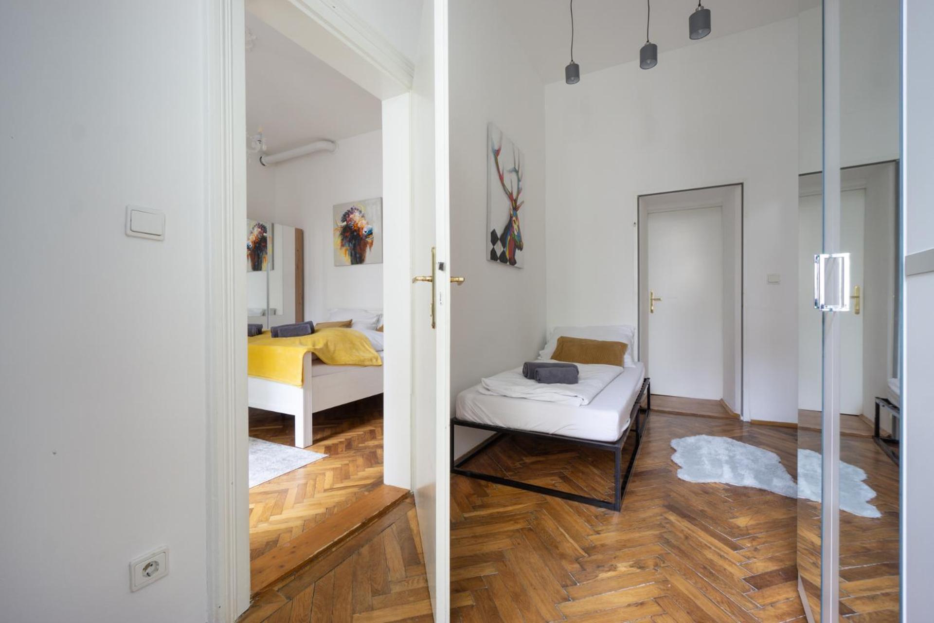 Central Apartment In Viennese Old Building Esterno foto